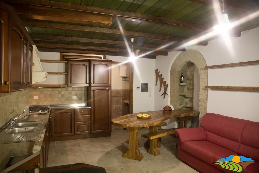 Albergo Diffuso - Il Poggetto Tra Urbino & San Marino Rom bilde