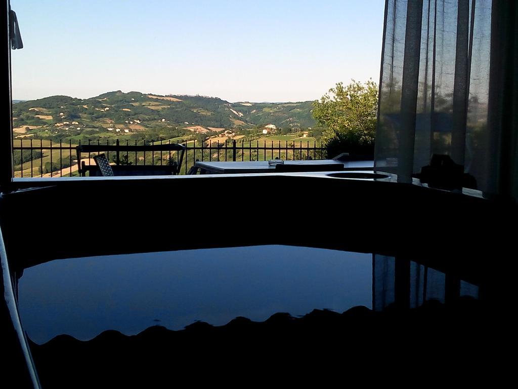 Albergo Diffuso - Il Poggetto Tra Urbino & San Marino Eksteriør bilde